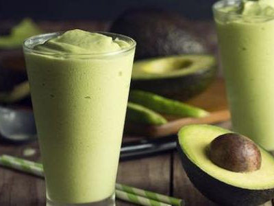 Avocado With Honey Smoothie