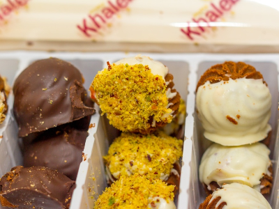 Petit Four Vanilla and Nuts Box - 500 gm
