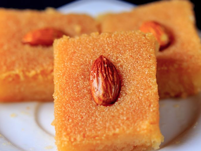 Basbousa with nuts - kilo