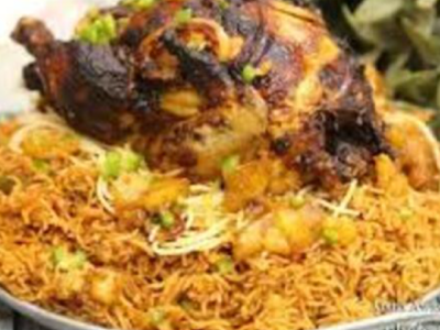 Half Grilled Chicken With Kabsa Rice