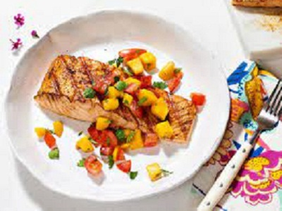 Salmon Mango Roll- 8 Pieces