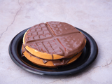 Doom Nutella Chocolate with White Chocolate Waffle