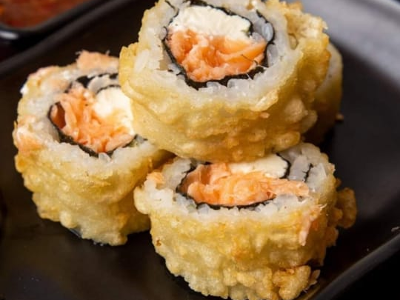 Crispy Salmon Fried Roll 8 Pieces