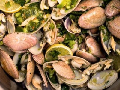 Clams With Alexandrian Mixture