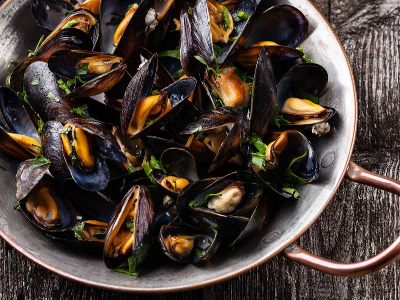 Mussels With Alexandrian Mixture