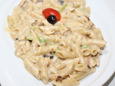 Quattro Formaggi Pasta Pan