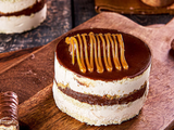 Round Twix Cake