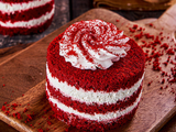 Round Red Velvet Cake