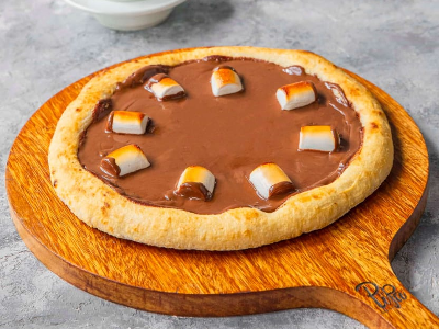 Nutella And Marshmallow Pizza