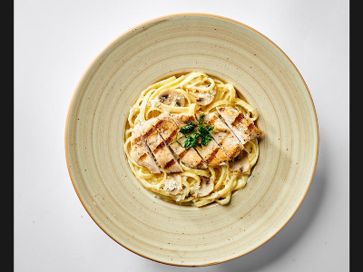Chicken Breast And Mushroom Pasta