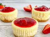 2 Strawberry Cheesecake Cupcake