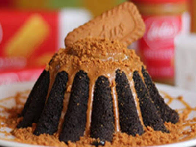 Molten Cake Ice Cream And Lotus