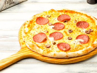 Salami Pizza