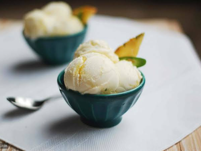 Pineapple Ice Cream 1 Scoop