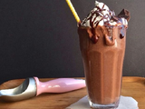 Nutella Chocolate With Kitkat Chocolate juice