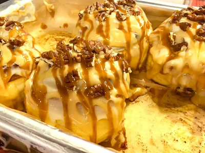 Cinnamon Roll Caramel Pecan