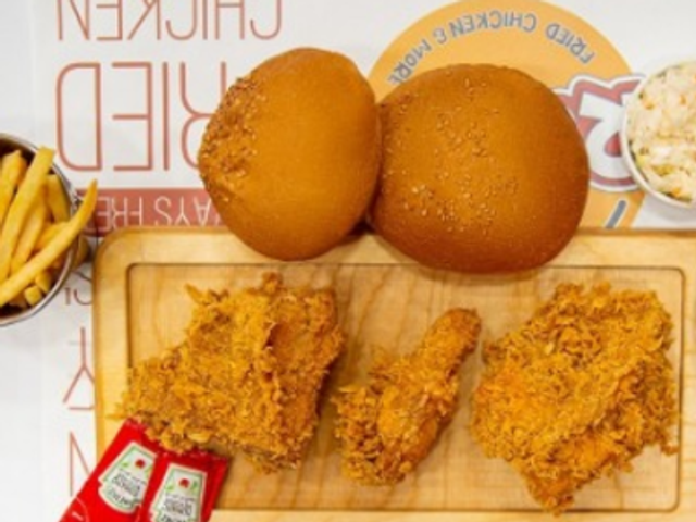 Crispy Chicken Meal - 3 Pieces