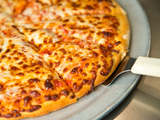 Roumi Cheese Oriental Pizza