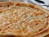 Mix Cheese Oriental Pizza