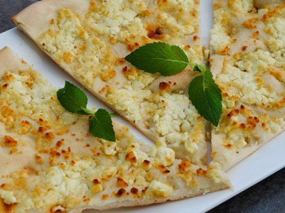Mozzarella Cheese Manoucheh