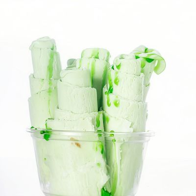 Kiwi And Green Apple Ice Cream Roll