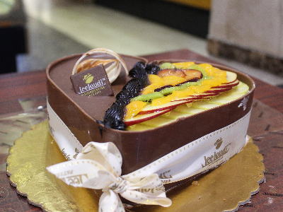 Small Half and Half Heart Tart