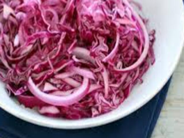 Onion With Lemon Salad