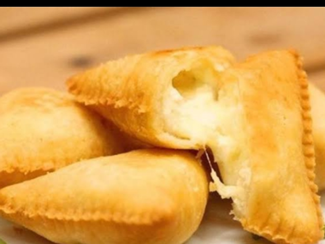 Cheese Sambousek