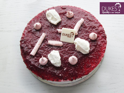 Raspberry Yogurt Ice Cream Tourte