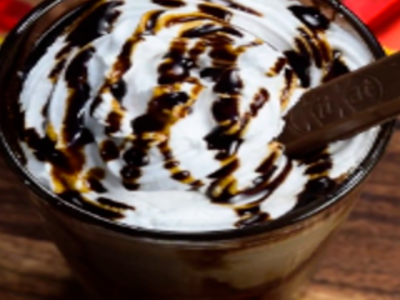 Kitkat Chocolate Milkshake