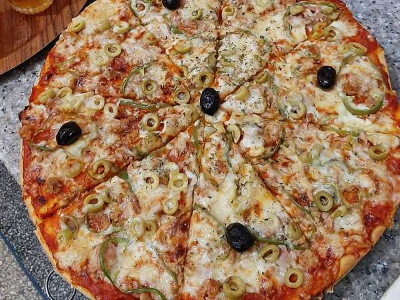 Alfredo Pizza