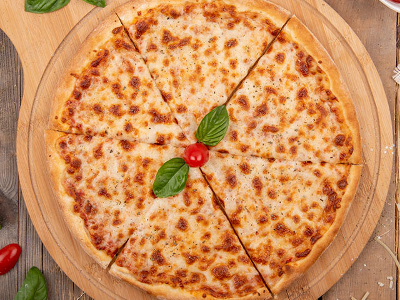 King Cheese Pizza