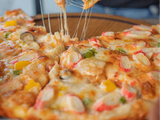 Seafood Pizza