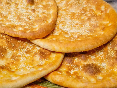 Afghani Tamees Bread With Mix Cheese