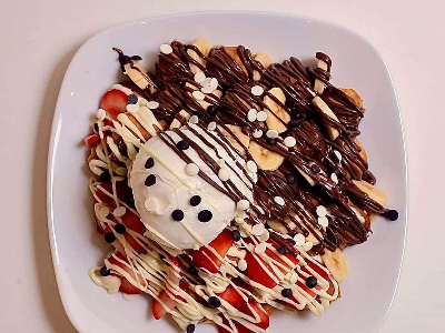Mix Fruits Waffle Fattah