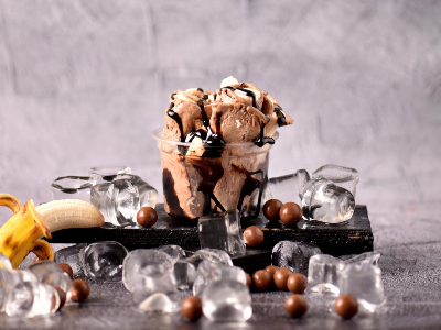 Banana With Chocolate Ice Cream Roll