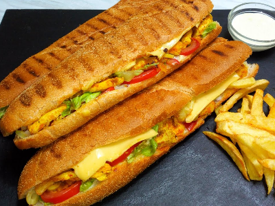 Potato Chips With Eggs Sandwich