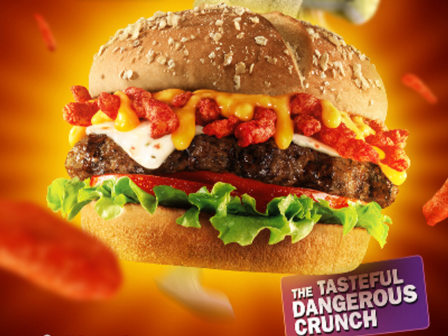 Cheetos Burger Crunch