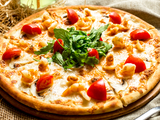Large Shrimp Oriental Pizza