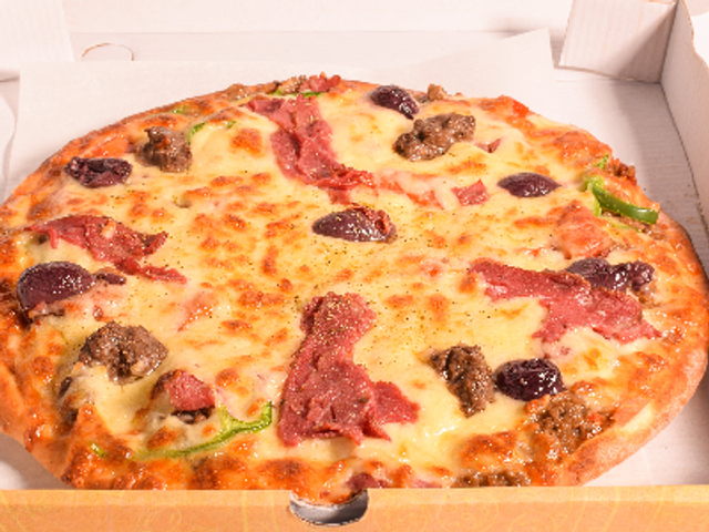 Pastrami Pizza