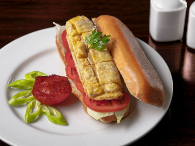 Plain Omelette With Butter Sandwich