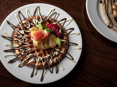 Nutella With Fruits Waffle