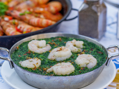 Molokhia with Shrimp Pan