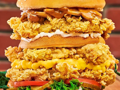 El King Fried Chicken Sandwich