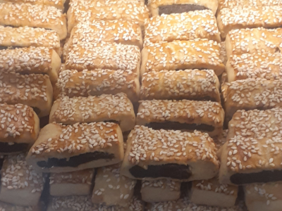 Date pastry