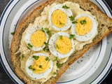 Boiled Eggs Sandwich