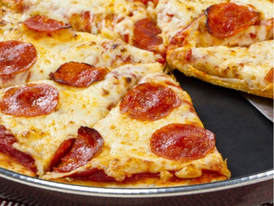 Large Pepperoni Pizza 35