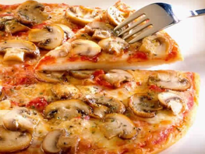 Vegetable And Mushroom Pizza