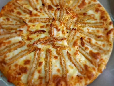 Crispy Chicken Pizza
