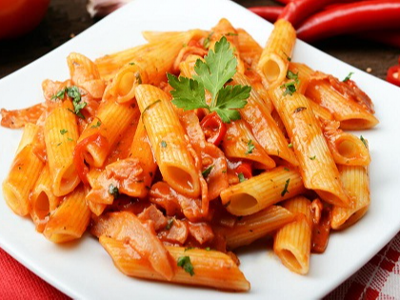 Pasta With Tomato Sauce